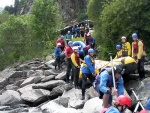 NOCA, krlovna raftingu - Nejlep evropsk rafting na ekch NOCA, Isel a Isarco, Velk parta vodk, s ktermi u jsme lecos proili. Pardn eky, kopec dobr nlady a hejiv italsk slunce.  I vodn stavy byly na jedniku... - fotografie 260