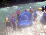 NOCA, krlovna raftingu - Nejlep evropsk rafting na ekch NOCA, Isel a Isarco, Velk parta vodk, s ktermi u jsme lecos proili. Pardn eky, kopec dobr nlady a hejiv italsk slunce.  I vodn stavy byly na jedniku... - fotografie 284