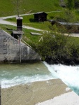 Jarn tn v Korutanech - rafting na Mllu, Gailu, a Lieseru, Jarn slunko nm doplo dostatek vody. Pedevm hlubok dol a peeje Gailu vechny doslova uchvtily. - fotografie 54