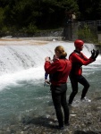 Jarn tn v Korutanech - rafting na Mllu, Gailu, a Lieseru, Jarn slunko nm doplo dostatek vody. Pedevm hlubok dol a peeje Gailu vechny doslova uchvtily. - fotografie 217