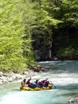 Jarn tn v Korutanech - rafting na Mllu, Gailu, a Lieseru, Jarn slunko nm doplo dostatek vody. Pedevm hlubok dol a peeje Gailu vechny doslova uchvtily. - fotografie 246