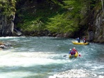 Jarn tn v Korutanech - rafting na Mllu, Gailu, a Lieseru, Jarn slunko nm doplo dostatek vody. Pedevm hlubok dol a peeje Gailu vechny doslova uchvtily. - fotografie 267