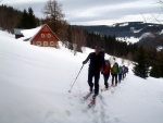 SKIALPINISTICK VKEND V KRKONOCH, Poas provilo vechny astnky a jejich odolnost, a to nejen materily pouit na obleen, ale i fyziku, psychickou kondici a vytrvalost. Pardn a nron akce, kter probhla za extrmnch pod - fotografie 88