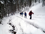 ZKLADN KURZ SKIALPINISMU, Dky pardnmu nstupu zimy, byl prvn kurz na sezony skvl, k emu tak pispli vichni astnci. - fotografie 7