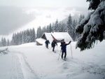 ZKLADN KURZ SKIALPINISMU, Dky pardnmu nstupu zimy, byl prvn kurz na sezony skvl, k emu tak pispli vichni astnci. - fotografie 13