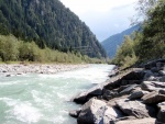 Alpsk supervkend - Isel a Salzach - podzim 2010, Pedpov poas byla sice pesimistick, natst skutenost jin. Se slbenm detm se stdaly i proslunn chvle. Dky tomu byla i na podzim voda suprov jako pi jarnm tn. Zejmna Salzach ns - fotografie 28