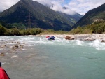 Alpsk supervkend - Isel a Salzach - podzim 2010, Pedpov poas byla sice pesimistick, natst skutenost jin. Se slbenm detm se stdaly i proslunn chvle. Dky tomu byla i na podzim voda suprov jako pi jarnm tn. Zejmna Salzach ns - fotografie 49