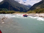 Alpsk supervkend - Isel a Salzach - podzim 2010, Pedpov poas byla sice pesimistick, natst skutenost jin. Se slbenm detm se stdaly i proslunn chvle. Dky tomu byla i na podzim voda suprov jako pi jarnm tn. Zejmna Salzach ns - fotografie 51