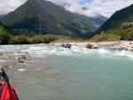 Alpsk supervkend - Isel a Salzach - podzim 2010, Pedpov poas byla sice pesimistick, natst skutenost jin. Se slbenm detm se stdaly i proslunn chvle. Dky tomu byla i na podzim voda suprov jako pi jarnm tn. Zejmna Salzach ns - fotografie 54