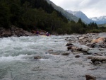 Alpsk supervkend - Isel a Salzach - podzim 2010, Pedpov poas byla sice pesimistick, natst skutenost jin. Se slbenm detm se stdaly i proslunn chvle. Dky tomu byla i na podzim voda suprov jako pi jarnm tn. Zejmna Salzach ns - fotografie 90