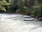 Alpsk supervkend - Isel a Salzach - podzim 2010, Pedpov poas byla sice pesimistick, natst skutenost jin. Se slbenm detm se stdaly i proslunn chvle. Dky tomu byla i na podzim voda suprov jako pi jarnm tn. Zejmna Salzach ns - fotografie 134