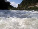 Alpsk supervkend - Isel a Salzach - podzim 2010, Pedpov poas byla sice pesimistick, natst skutenost jin. Se slbenm detm se stdaly i proslunn chvle. Dky tomu byla i na podzim voda suprov jako pi jarnm tn. Zejmna Salzach ns - fotografie 170