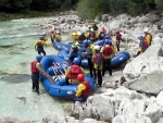 Alpsk perliky - konec ervence 2010, 3 nejoblbenj alpsk eky ve 3 dnech. Oprvnn nejoblbenj raftov akce poslednch let. - fotografie 63