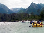 Alpsk perliky - konec ervence 2010, 3 nejoblbenj alpsk eky ve 3 dnech. Oprvnn nejoblbenj raftov akce poslednch let. - fotografie 74