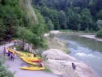 SLOVENSK LETN PERLY: Vh, Orava, Dunajec, Poprad a Hron, Jeden z nejbjenjch zjezd v na nabdce. Ukzkov galerie, fotky jsou z nkolika zjezd od roku 1999 - fotografie 126