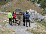 Alpsk perliky specil, Nejoblbenj zjezd, kter byl dky jednomu dni volna navc  prodlouen. Mohli jsme si tak vce ut eku Isel a na zvr si spluli jet Enns s pekrsnm kaonyngem. Zjezd probhal sice za detiv - fotografie 57