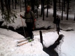 Zkladn KURZ SKIALPINISMU, Poas vypadalo strali, ale nakonec se z toho vyvinula ndhern akcika s pardnm poasm. Nedln krusta, byla pn hust.. - fotografie 15