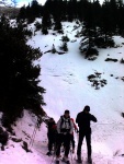 SKIALPINISTICKÝ VÍKEND V KORKONOŠÍCH, Výborná parta, náročný program a nakonec i výborné počasí. A sníh prověřil všechny lyžaře :-) - fotografie 9