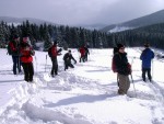 SKIALPINISMUS - zkladn kurz v Krkonoch, Pr foteek namchan z nkolika kurzk..... Zima se krt, tak nevhejte, zachli budeme vytahovat lod! - fotografie 37