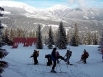 KURZ SKIALPINISMU BYL FAJN, A to nejen dky poas, ale hlavn dky skvl part stedokolk a pak skutench zjemc o tento ndhern sport. - fotografie 74