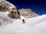 DACHSTIEN VRCHOL NA SKIALPECH 2011, iroko spektrln skialpov akce, pardn poas, kvanta snhu a pohodov tm. Fotky z vrcholu hovo za ve... - fotografie 43