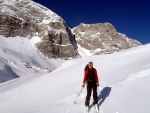 DACHSTIEN VRCHOL NA SKIALPECH 2011, iroko spektrln skialpov akce, pardn poas, kvanta snhu a pohodov tm. Fotky z vrcholu hovo za ve... - fotografie 45