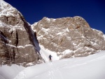 DACHSTIEN VRCHOL NA SKIALPECH 2011, iroko spektrln skialpov akce, pardn poas, kvanta snhu a pohodov tm. Fotky z vrcholu hovo za ve... - fotografie 46