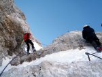 DACHSTIEN VRCHOL NA SKIALPECH 2011, iroko spektrln skialpov akce, pardn poas, kvanta snhu a pohodov tm. Fotky z vrcholu hovo za ve... - fotografie 91