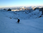 DACHSTIEN VRCHOL NA SKIALPECH 2011, iroko spektrln skialpov akce, pardn poas, kvanta snhu a pohodov tm. Fotky z vrcholu hovo za ve... - fotografie 134