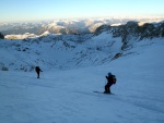 DACHSTIEN VRCHOL NA SKIALPECH 2011, iroko spektrln skialpov akce, pardn poas, kvanta snhu a pohodov tm. Fotky z vrcholu hovo za ve... - fotografie 141