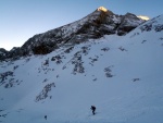 DACHSTIEN VRCHOL NA SKIALPECH 2011, iroko spektrln skialpov akce, pardn poas, kvanta snhu a pohodov tm. Fotky z vrcholu hovo za ve... - fotografie 160