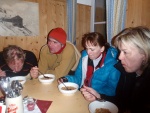 DACHSTIEN VRCHOL NA SKIALPECH 2011, iroko spektrln skialpov akce, pardn poas, kvanta snhu a pohodov tm. Fotky z vrcholu hovo za ve... - fotografie 177