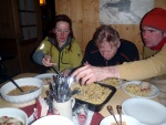 DACHSTIEN VRCHOL NA SKIALPECH 2011, iroko spektrln skialpov akce, pardn poas, kvanta snhu a pohodov tm. Fotky z vrcholu hovo za ve... - fotografie 180