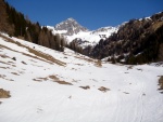 SKIALP ARNA RIEDINGTAL, Sluncem zalit arna s tvrdm podkladem umonila dv skvl try. Vichni jsme uili pardn vkend na skialpech. - fotografie 1