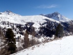 SKIALP ARNA RIEDINGTAL, Sluncem zalit arna s tvrdm podkladem umonila dv skvl try. Vichni jsme uili pardn vkend na skialpech. - fotografie 11