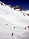 SKIALP ARNA RIEDINGTAL, Sluncem zalit arna s tvrdm podkladem umonila dv skvl try. Vichni jsme uili pardn vkend na skialpech. - fotografie 14