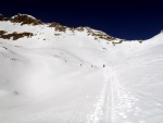 SKIALP ARNA RIEDINGTAL, Sluncem zalit arna s tvrdm podkladem umonila dv skvl try. Vichni jsme uili pardn vkend na skialpech. - fotografie 16