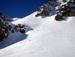 SKIALP ARNA RIEDINGTAL, Sluncem zalit arna s tvrdm podkladem umonila dv skvl try. Vichni jsme uili pardn vkend na skialpech. - fotografie 20