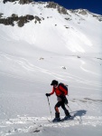 SKIALP ARNA RIEDINGTAL, Sluncem zalit arna s tvrdm podkladem umonila dv skvl try. Vichni jsme uili pardn vkend na skialpech. - fotografie 22