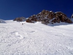 SKIALP ARNA RIEDINGTAL, Sluncem zalit arna s tvrdm podkladem umonila dv skvl try. Vichni jsme uili pardn vkend na skialpech. - fotografie 27