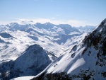 SKIALP ARNA RIEDINGTAL, Sluncem zalit arna s tvrdm podkladem umonila dv skvl try. Vichni jsme uili pardn vkend na skialpech. - fotografie 42