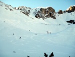 SKIALP ARNA RIEDINGTAL, Sluncem zalit arna s tvrdm podkladem umonila dv skvl try. Vichni jsme uili pardn vkend na skialpech. - fotografie 63