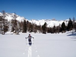 SKIALP ARNA RIEDINGTAL, Sluncem zalit arna s tvrdm podkladem umonila dv skvl try. Vichni jsme uili pardn vkend na skialpech. - fotografie 91