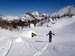 SKIALP ARNA RIEDINGTAL, Sluncem zalit arna s tvrdm podkladem umonila dv skvl try. Vichni jsme uili pardn vkend na skialpech. - fotografie 102