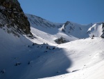 SKIALP ARNA RIEDINGTAL, Sluncem zalit arna s tvrdm podkladem umonila dv skvl try. Vichni jsme uili pardn vkend na skialpech. - fotografie 103