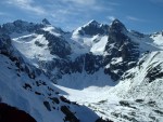 TDEN ZIMNHO LEZEN - Vysok Tatry, Tden lezen v okol Brnlky za ndhernho poas. Podmnky vynikajc a to jak na skle tak na ledech. Dky sedlmu snhu byla lavinov situace velmi pzniv a a celmu prbhu pomohla i vborn n - fotografie 10