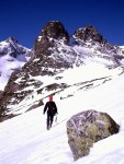 TDEN ZIMNHO LEZEN - Vysok Tatry, Tden lezen v okol Brnlky za ndhernho poas. Podmnky vynikajc a to jak na skle tak na ledech. Dky sedlmu snhu byla lavinov situace velmi pzniv a a celmu prbhu pomohla i vborn n - fotografie 23