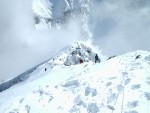 TDEN ZIMNHO LEZEN - Vysok Tatry, Tden lezen v okol Brnlky za ndhernho poas. Podmnky vynikajc a to jak na skle tak na ledech. Dky sedlmu snhu byla lavinov situace velmi pzniv a a celmu prbhu pomohla i vborn n - fotografie 32