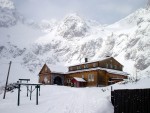 TDEN ZIMNHO LEZEN - Vysok Tatry, Tden lezen v okol Brnlky za ndhernho poas. Podmnky vynikajc a to jak na skle tak na ledech. Dky sedlmu snhu byla lavinov situace velmi pzniv a a celmu prbhu pomohla i vborn n - fotografie 41