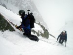 TDEN ZIMNHO LEZEN - Vysok Tatry, Tden lezen v okol Brnlky za ndhernho poas. Podmnky vynikajc a to jak na skle tak na ledech. Dky sedlmu snhu byla lavinov situace velmi pzniv a a celmu prbhu pomohla i vborn n - fotografie 43